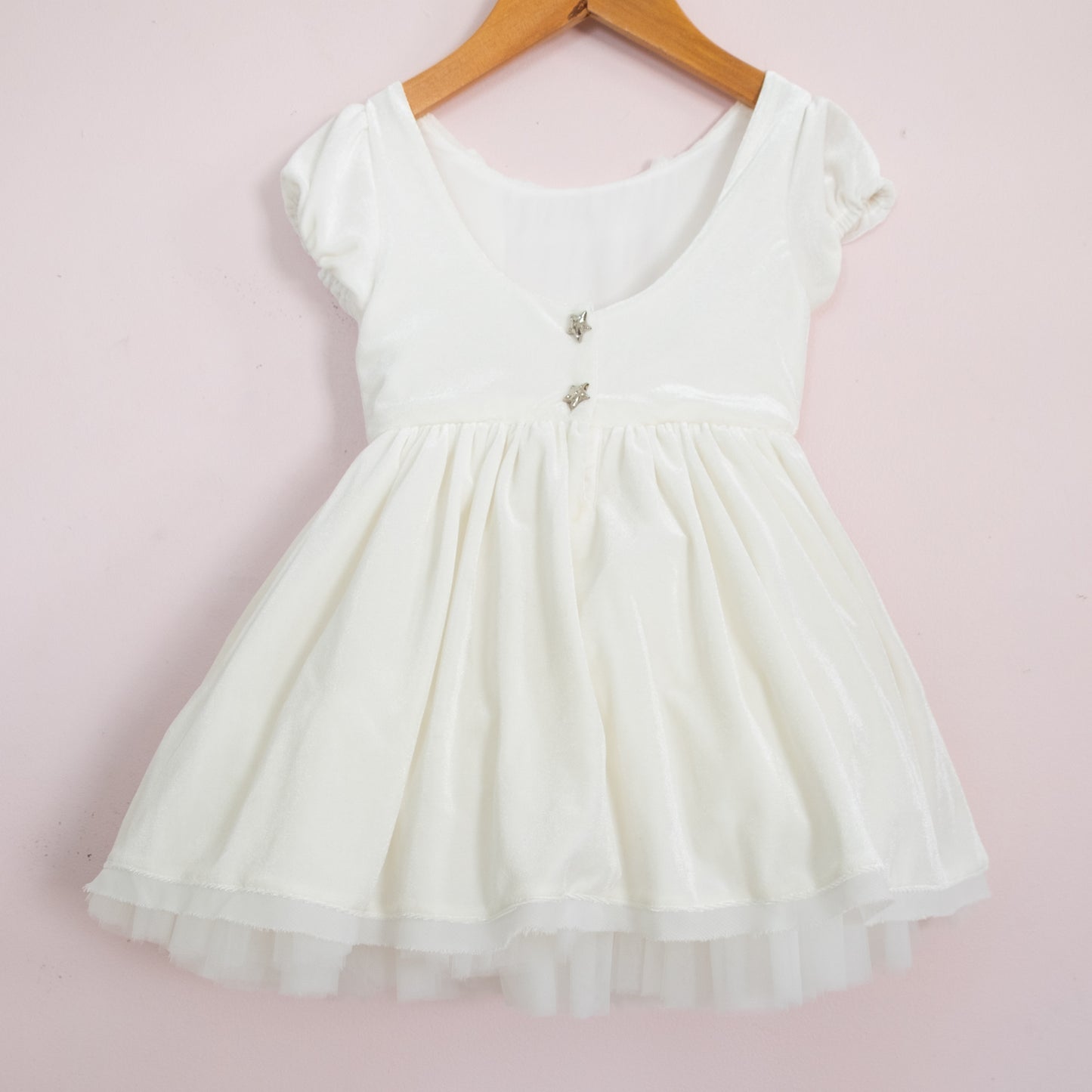 
                  
                    NEW style rouched bodice Vivian ivory sample - 2T
                  
                