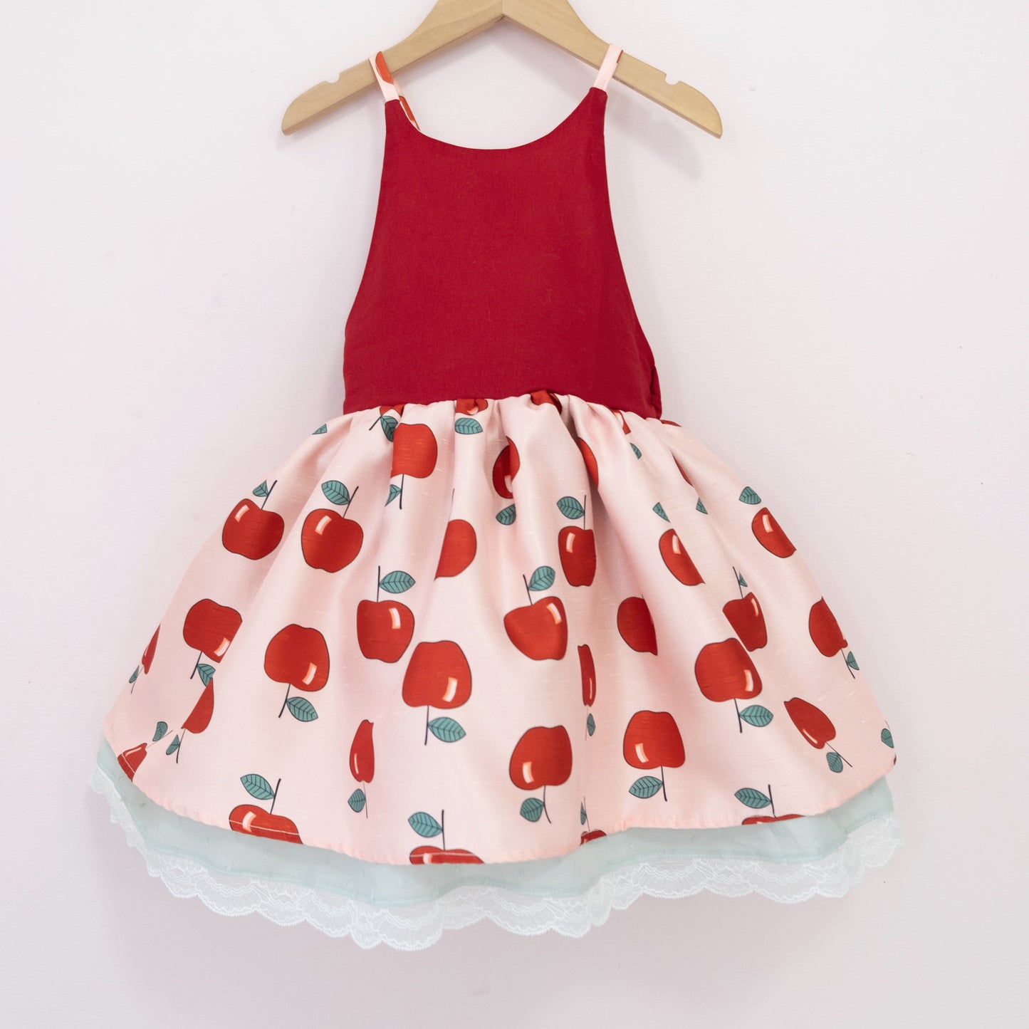
                  
                    Apple Shortie
                  
                