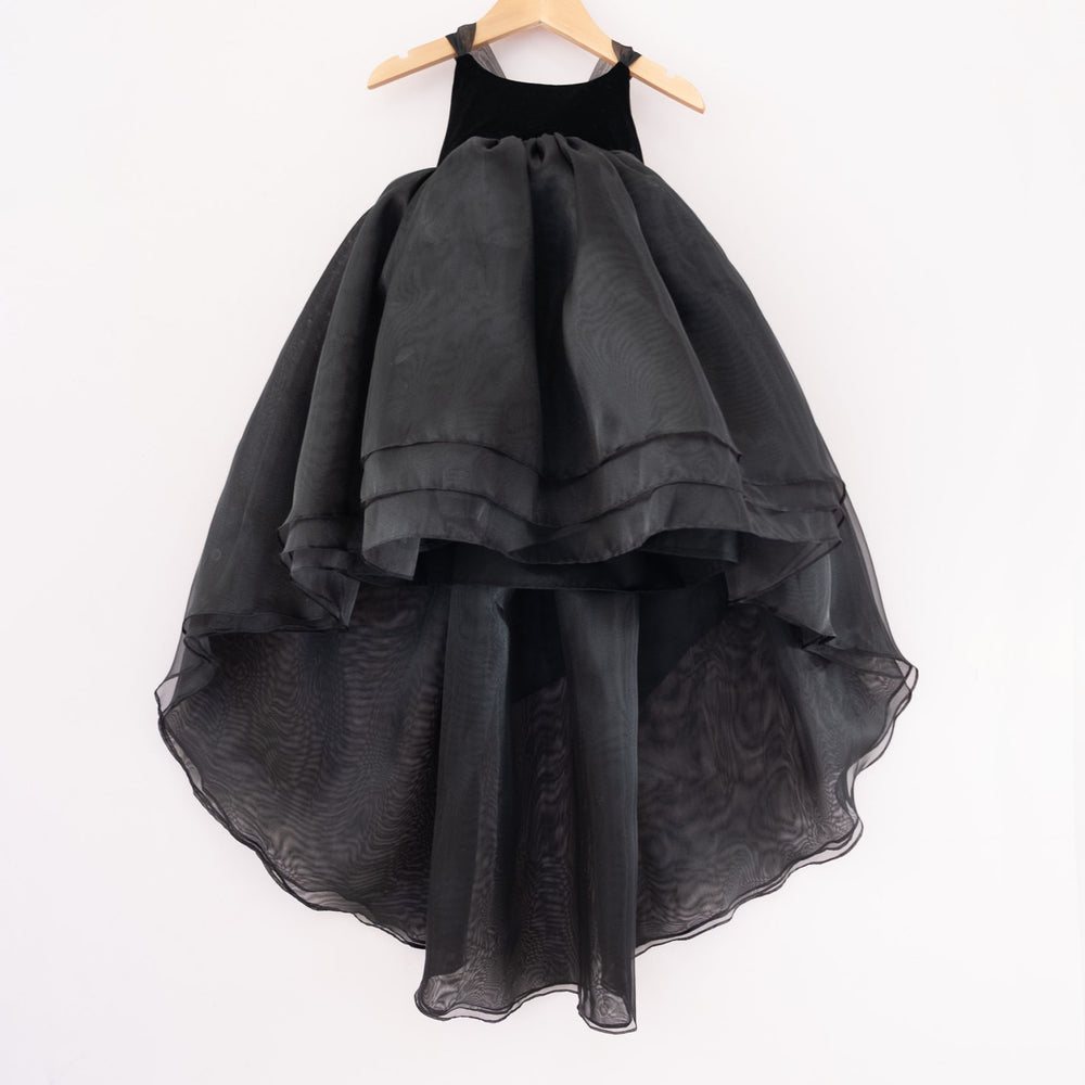 Black Bow Back Charlie