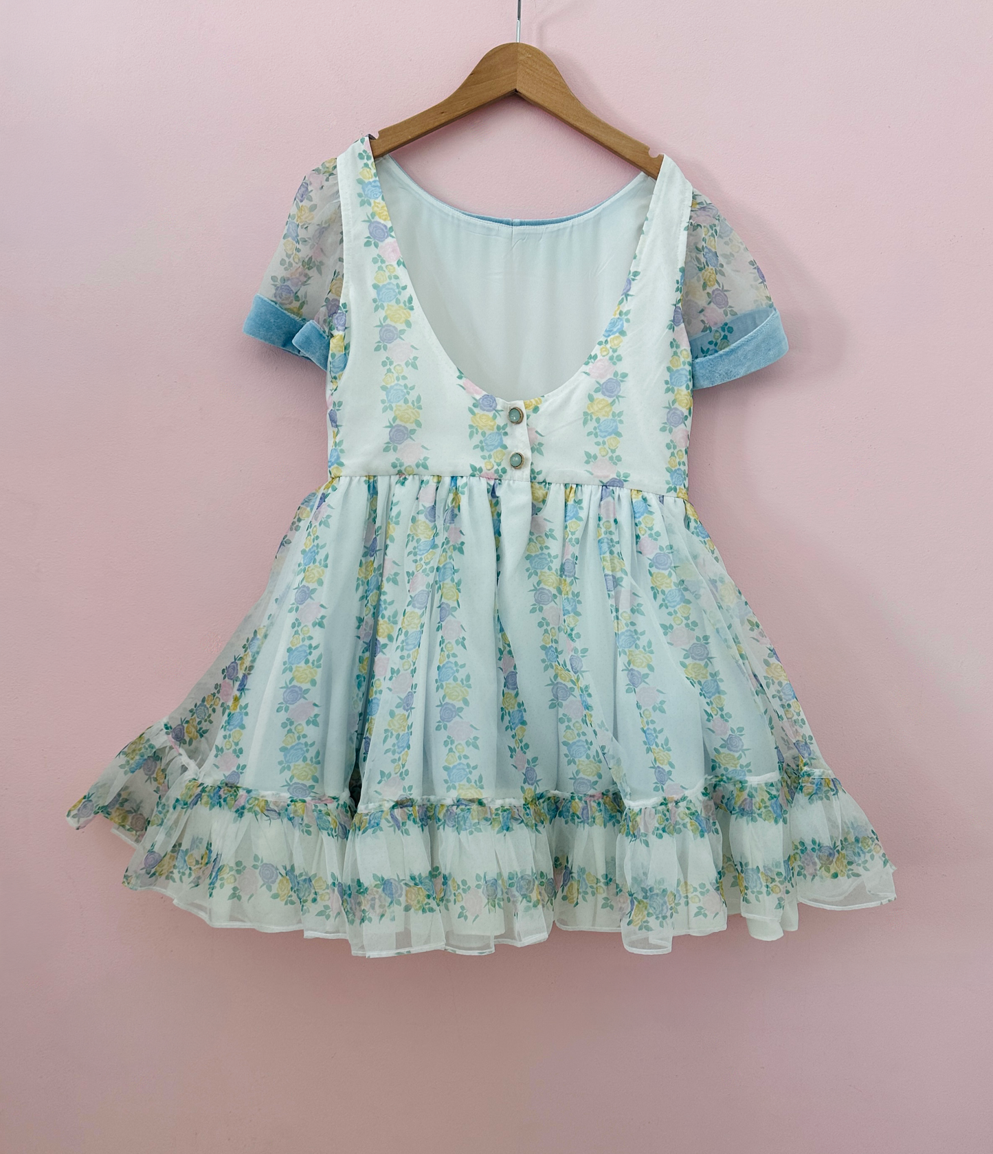 
                  
                    50's Floral Vintage Vivian sample - 10Y
                  
                