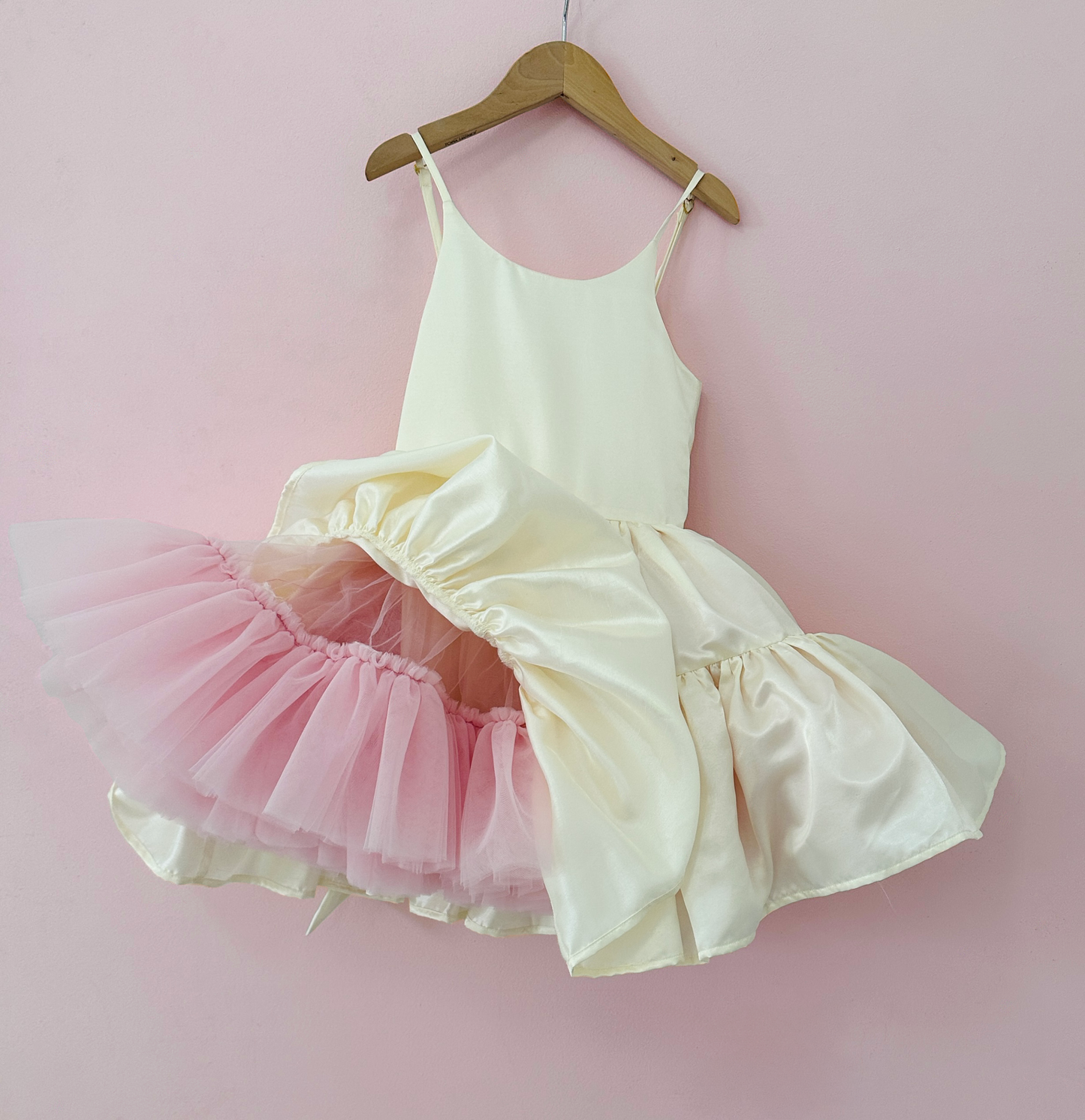 
                  
                    Tiered Pinafore Shortie Cream - 5Y
                  
                