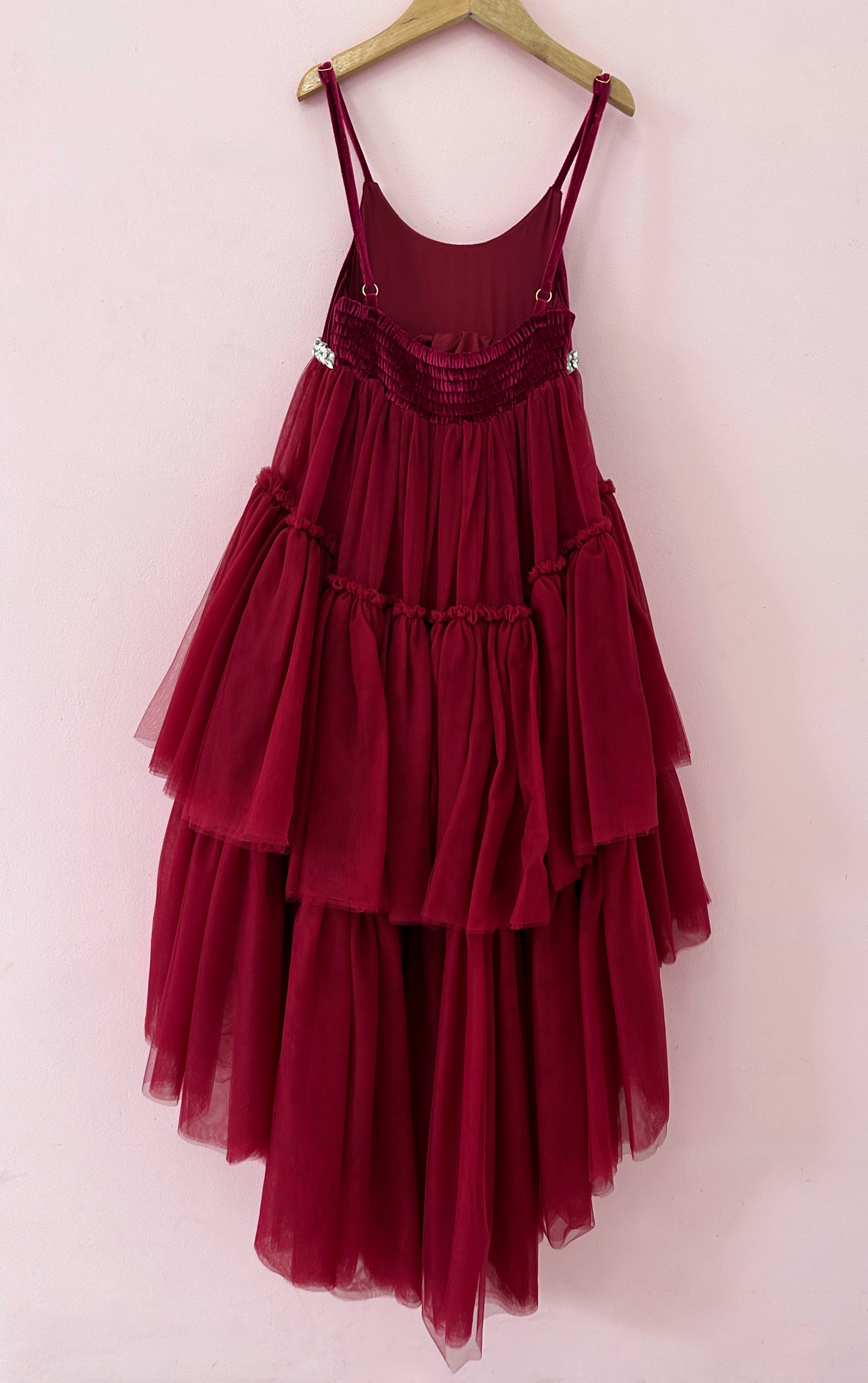 
                  
                    Tiered Tulle Windsong Crimson Sample - 5Y
                  
                