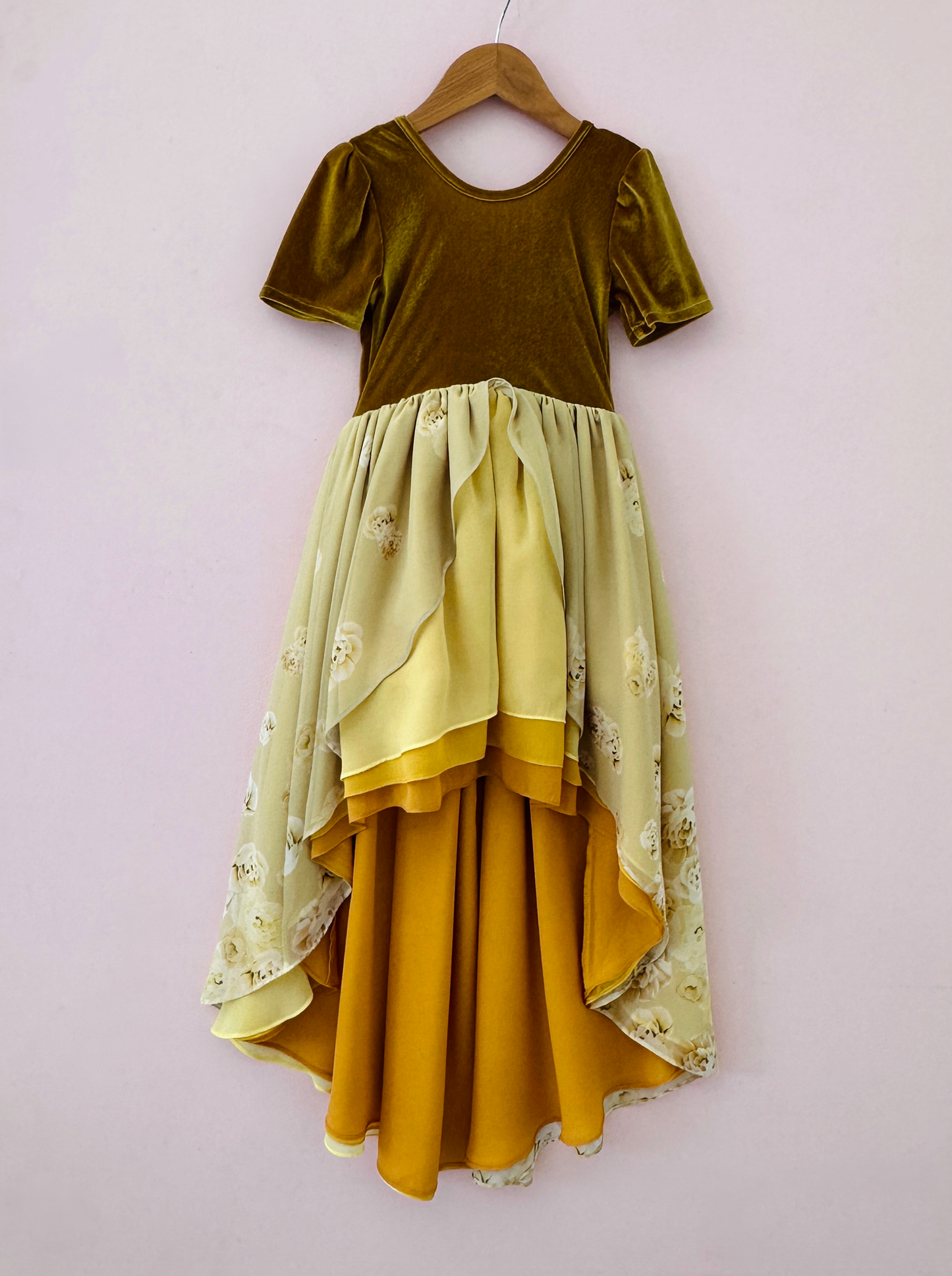 
                  
                    Eliza Golden Floral Sample - 7Y
                  
                