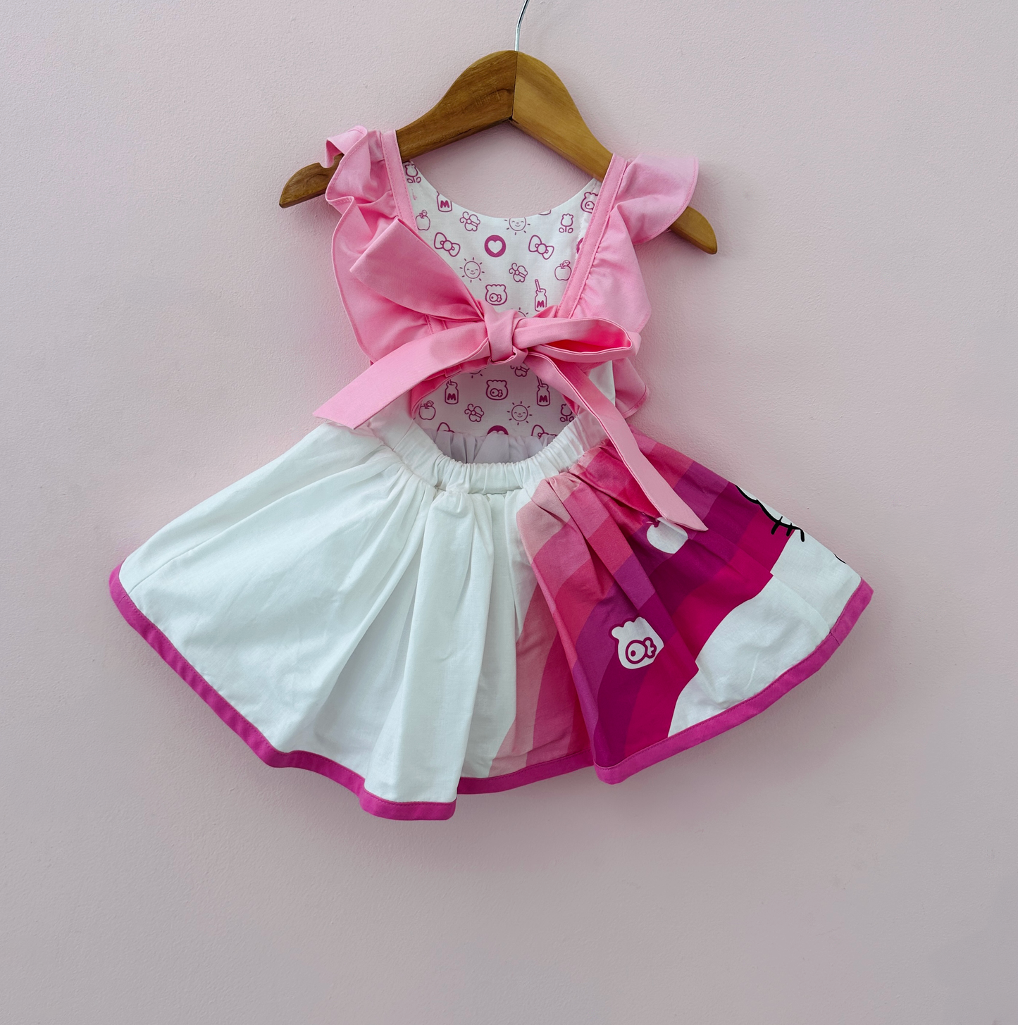 
                  
                    Shortie Hot Pink Hello Kitty Sample - 12/18M
                  
                