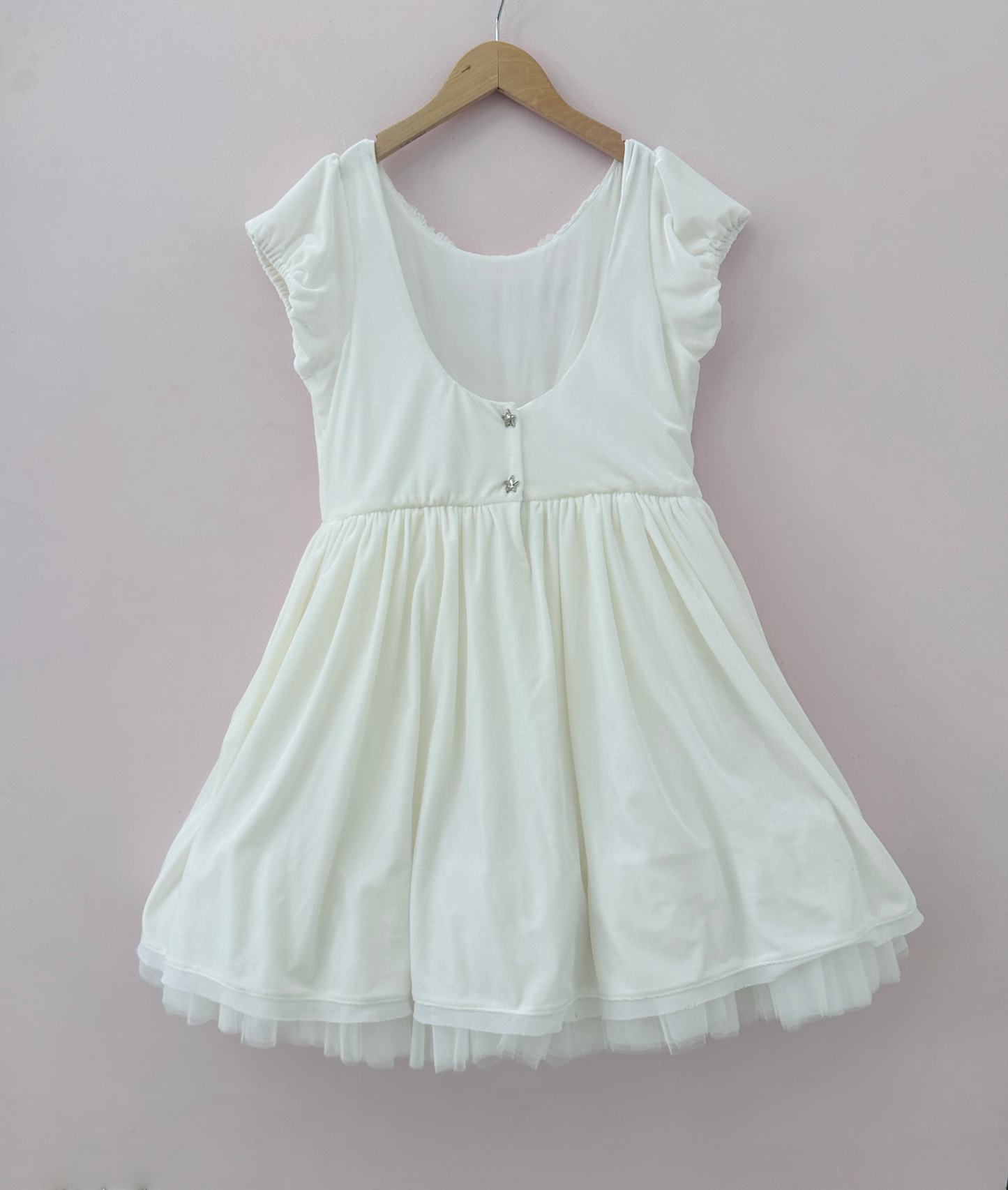 
                  
                    Rouched bodice Vivian ivory sample - 12Y
                  
                