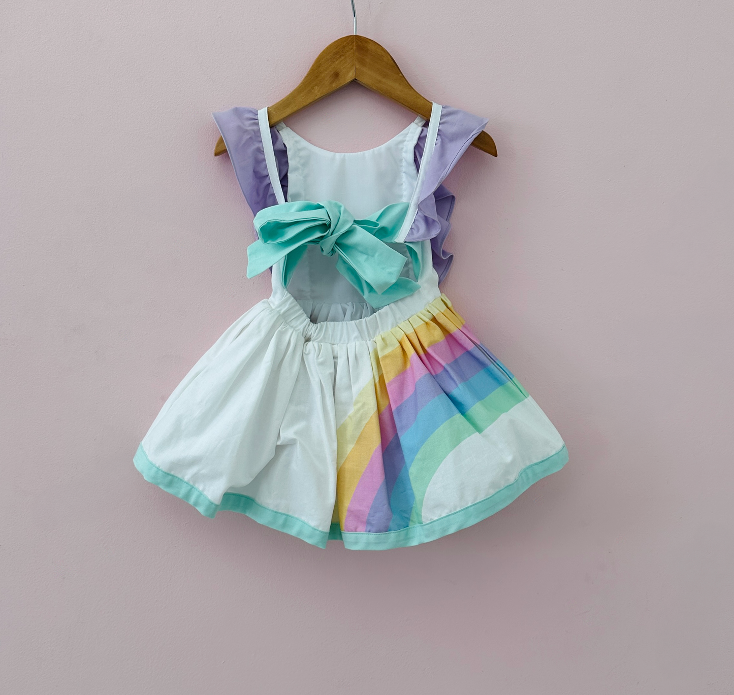 
                  
                    Shortie Pastel Rainbow  Sample - 12/18M
                  
                