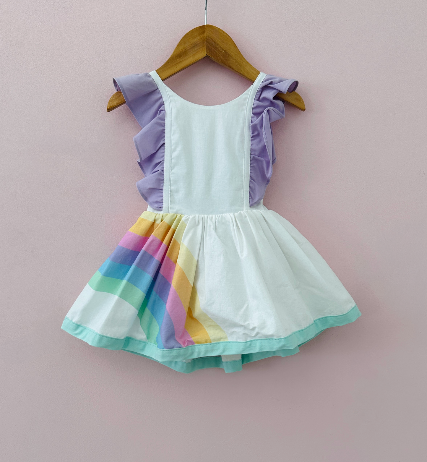 
                  
                    Shortie Pastel Rainbow  Sample - 12/18M
                  
                