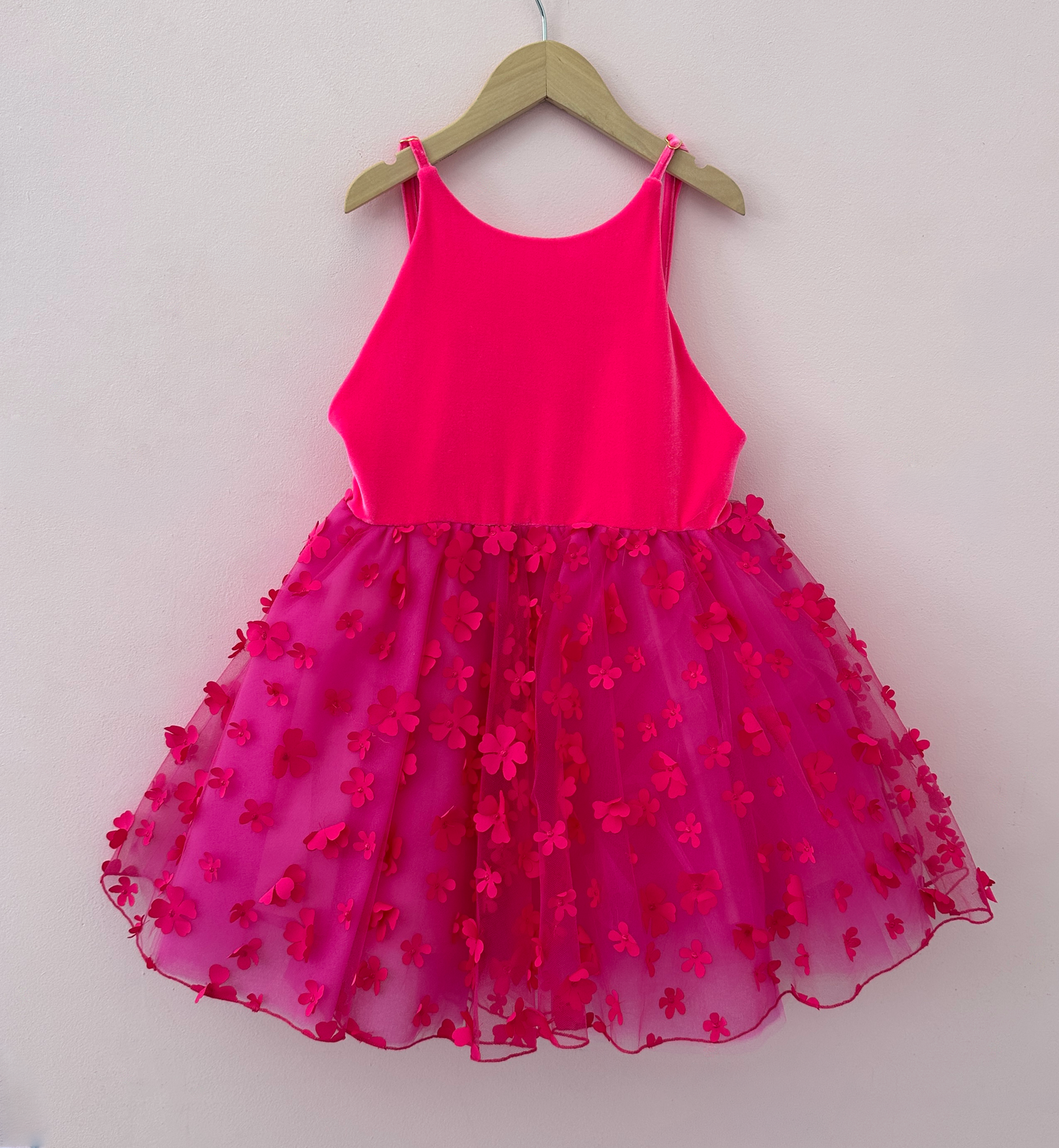 
                  
                    Shortie Bright Pink Velvet Floral - 8Y
                  
                