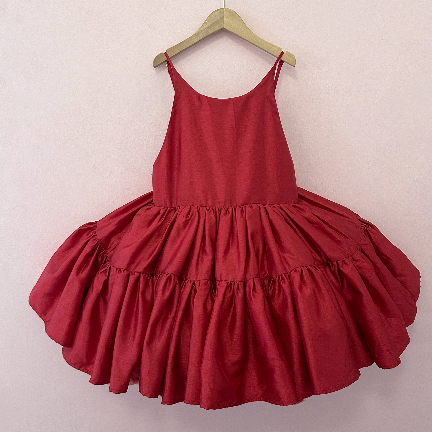 
                  
                    Red Tiered Pinafore Shortie Sample - 10Y
                  
                